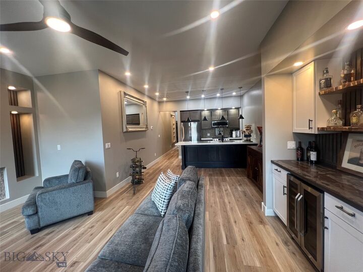 Property Photo:  114 W Park 114A  MT 59701 