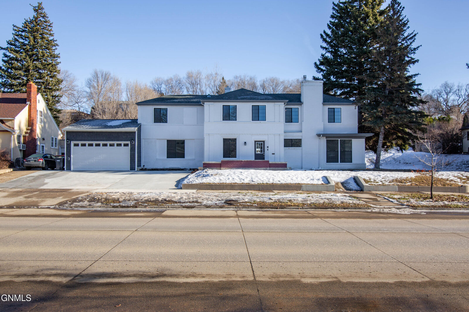 Property Photo:  602 6th Avenue NW  ND 58554 