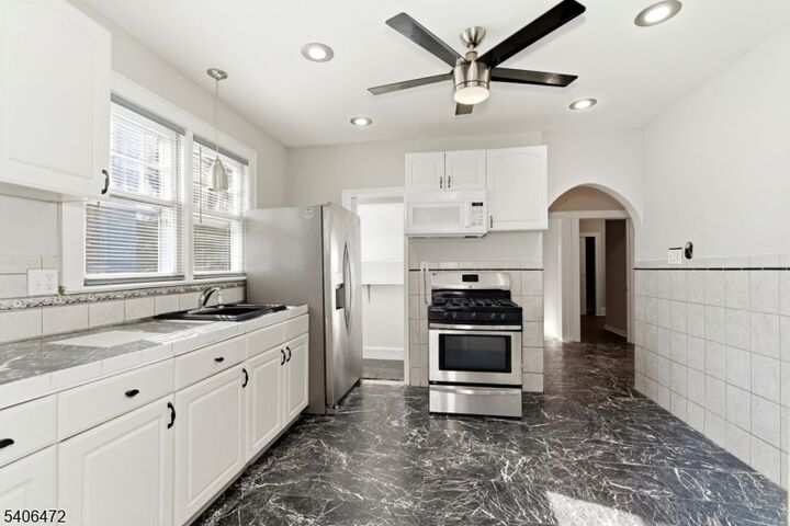 Property Photo: 15 Valley St NJ 07106