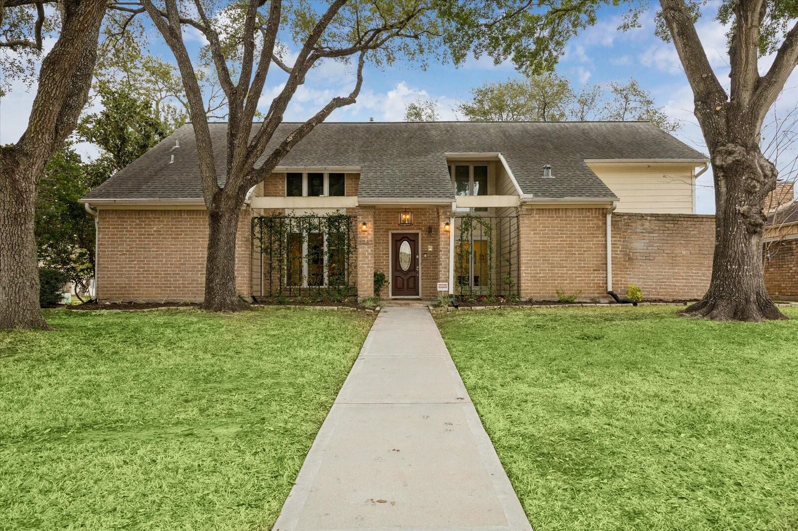 Property Photo:  11930 Westmere Drive  TX 77077 