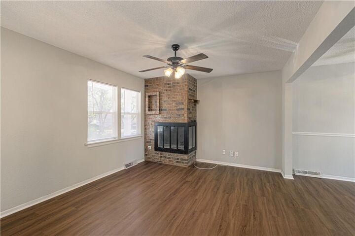 Property Photo:  404 NE Castle Drive  MO 64063 