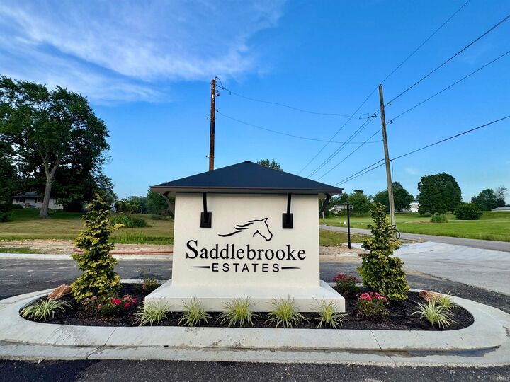 Property Photo:  1014 Saddlebrooke Circle 6  IN 47610 