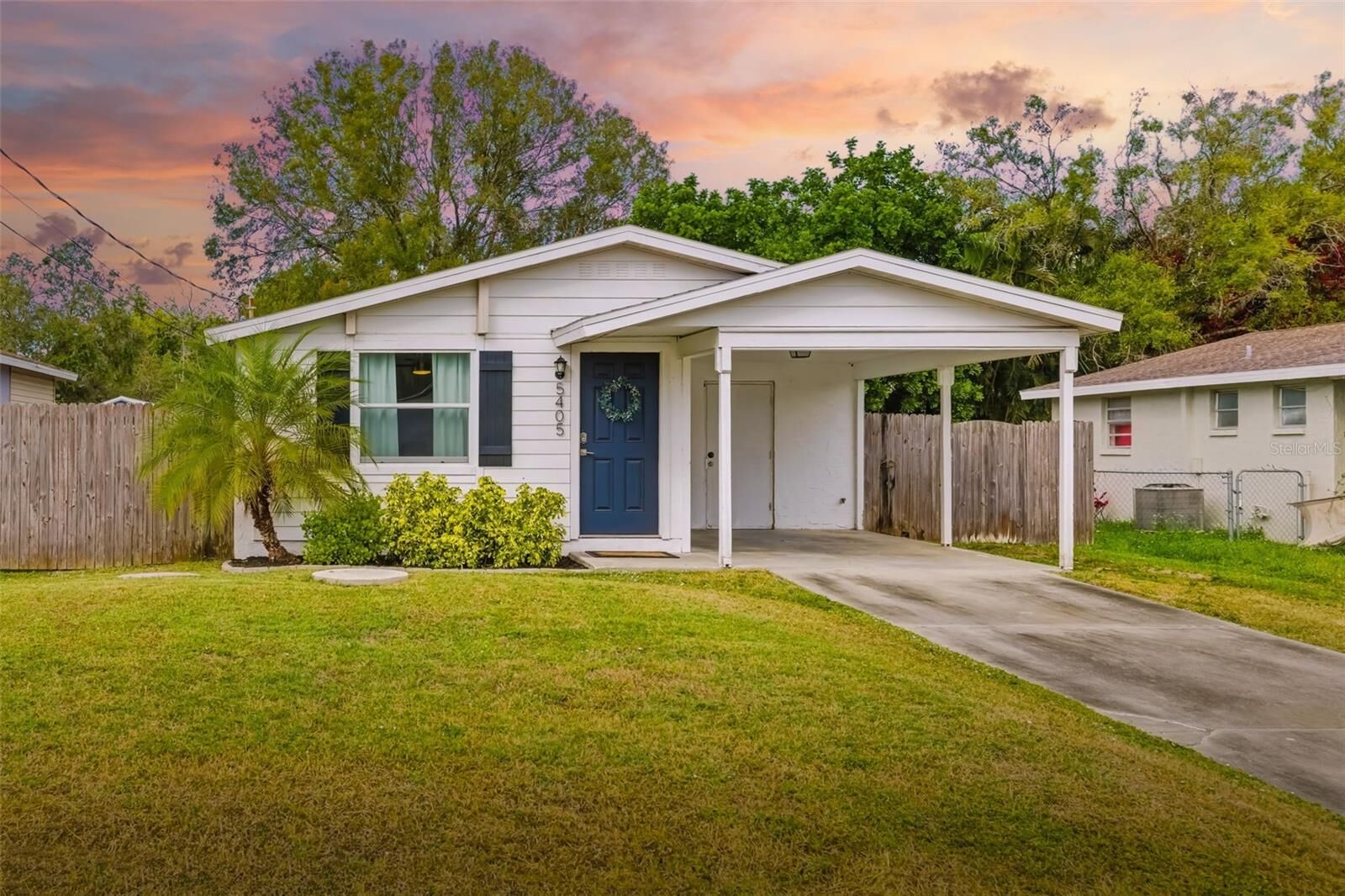 Property Photo:  5405 Kensington Street  FL 34232 