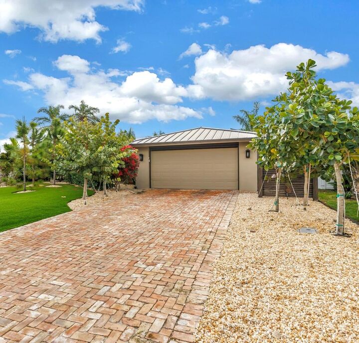 Property Photo:  735 126th Avenue  FL 33706 