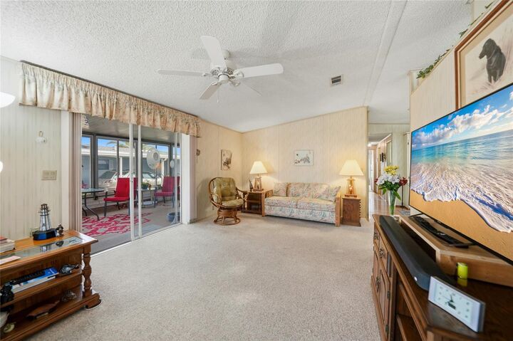 Property Photo:  723 Riverview Circle  FL 34287 