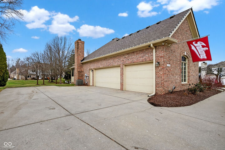 Property Photo:  12586 Sandstone Run  IN 46033 