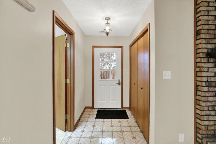 Property Photo:  75 Dominion Drive  IN 46077 