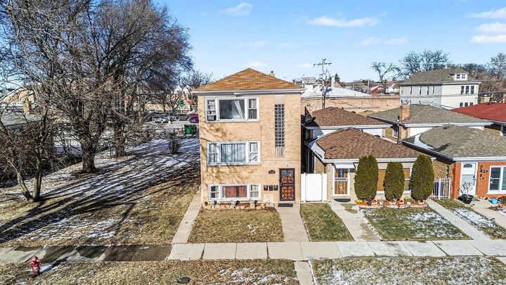 Property Photo: 7524 W 63rd Place IL 60501