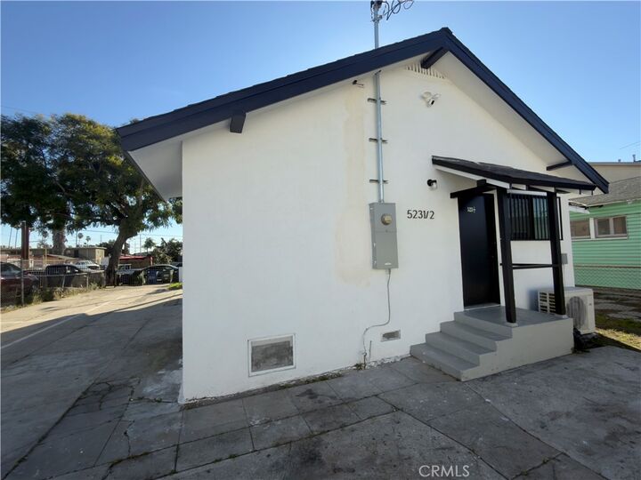 Property Photo:  523 1/2 W 78th Street  CA 90044 