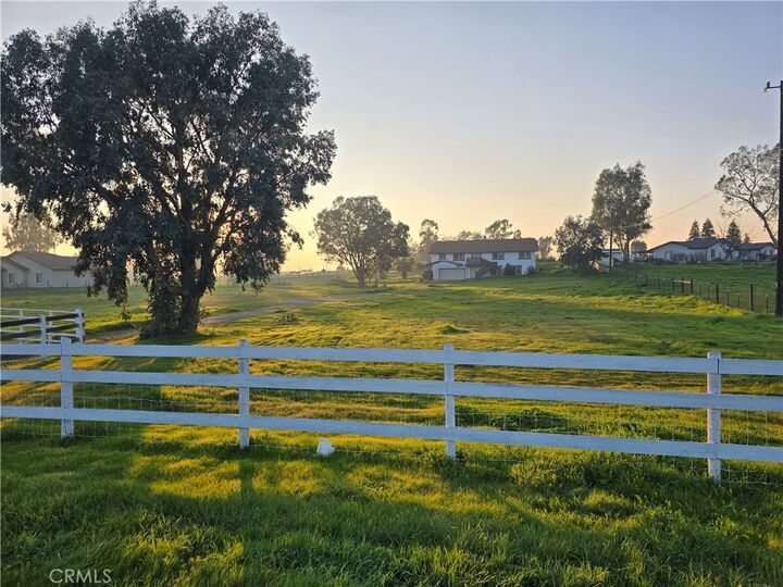 Property Photo:  15758 Mark  CA 93636 