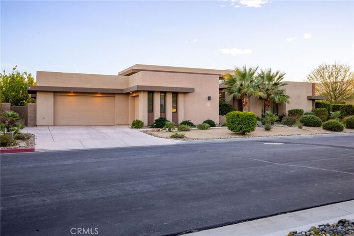 Property Photo:  15 Via Montagna  CA 92270 