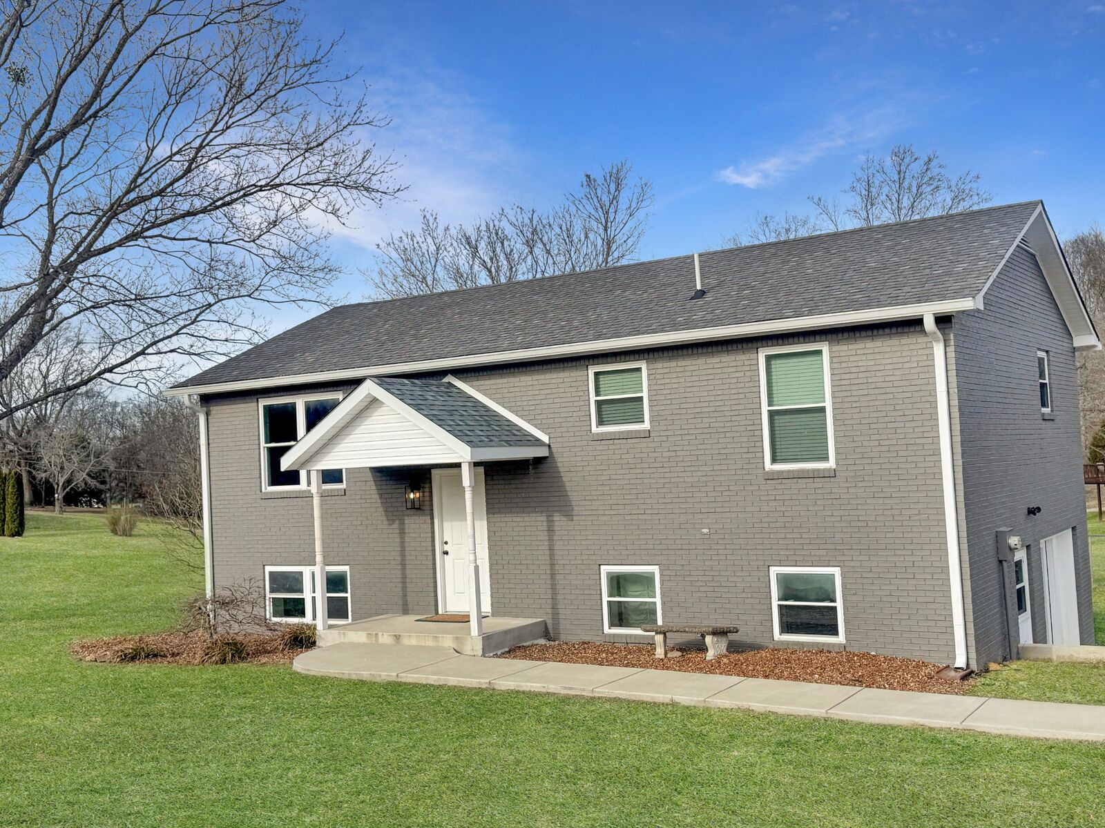 Property Photo: 301 Wildlife Rd TN 37058