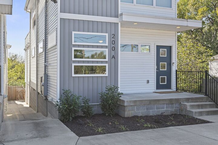 Property Photo:  200A Sunset Dr  TN 37207 