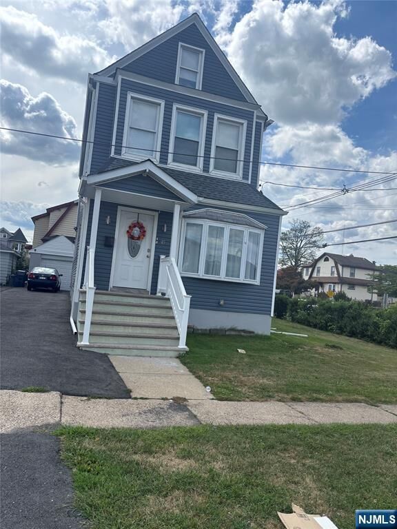 Property Photo:  345 Kaplan Avenue 2  NJ 07601 