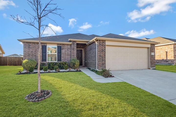 Property Photo:  16009 Sullivan Creek Drive  TX 76052 