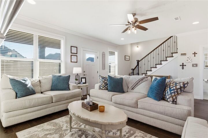 Property Photo:  425 Frizzo Street  AR 72762 