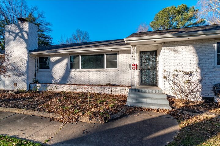 Property Photo:  126 Rogers Circle Drive  AR 72764 