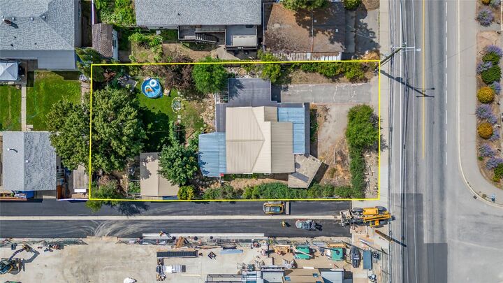 Property Photo:  425 Leathead Road  BC V1X 2J3 