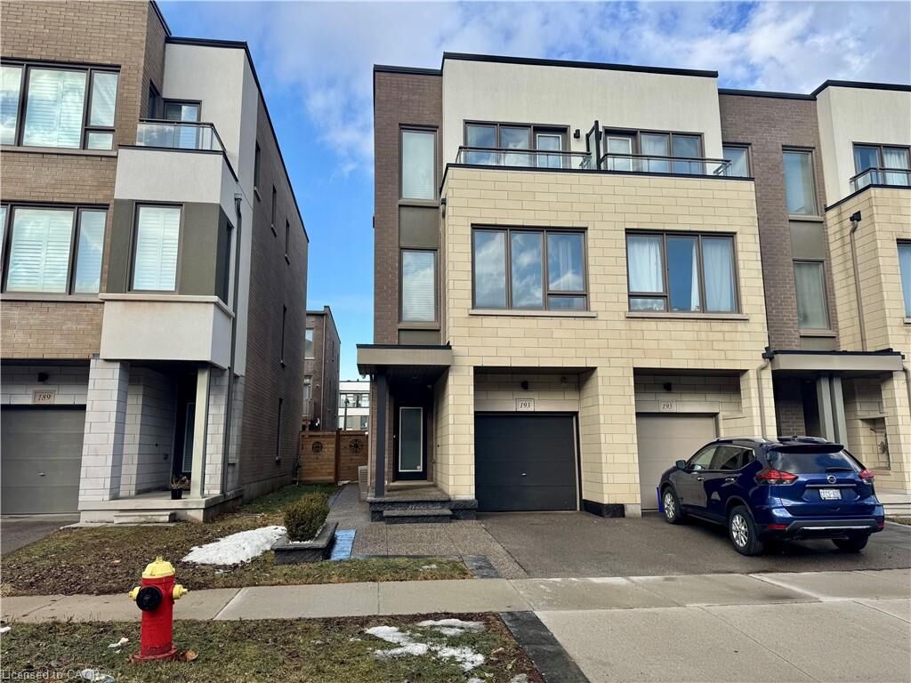 Property Photo:  193 Huguenot Road  ON L6H 0L6 