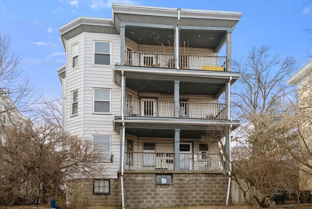 Property Photo:  29 Main 1  MA 02145 