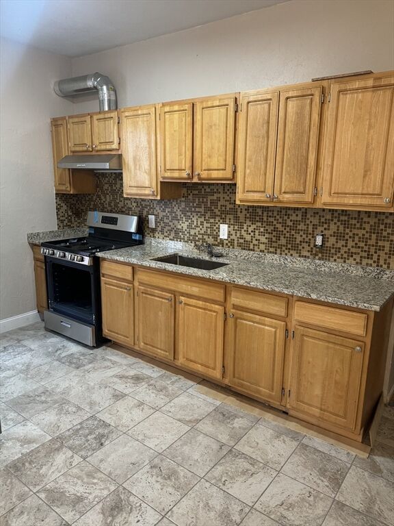 Property Photo:  52 Deering 2  MA 02126 