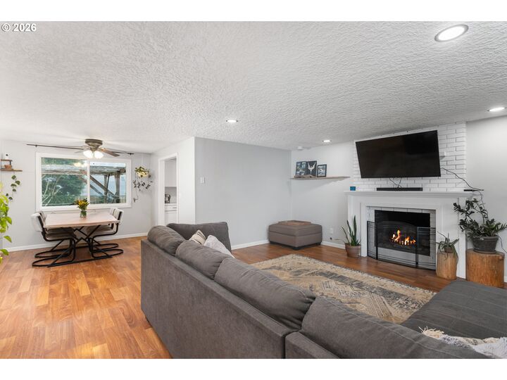 Property Photo:  918 NW 90th St  WA 98665 