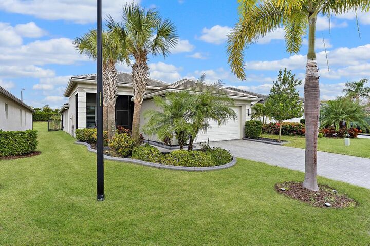 Property Photo:  11798 SW Waterford Isle Way  FL 34987 