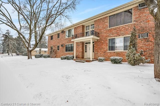 Property Photo:  4625 Leafdale Avenue 1  MI 48073 