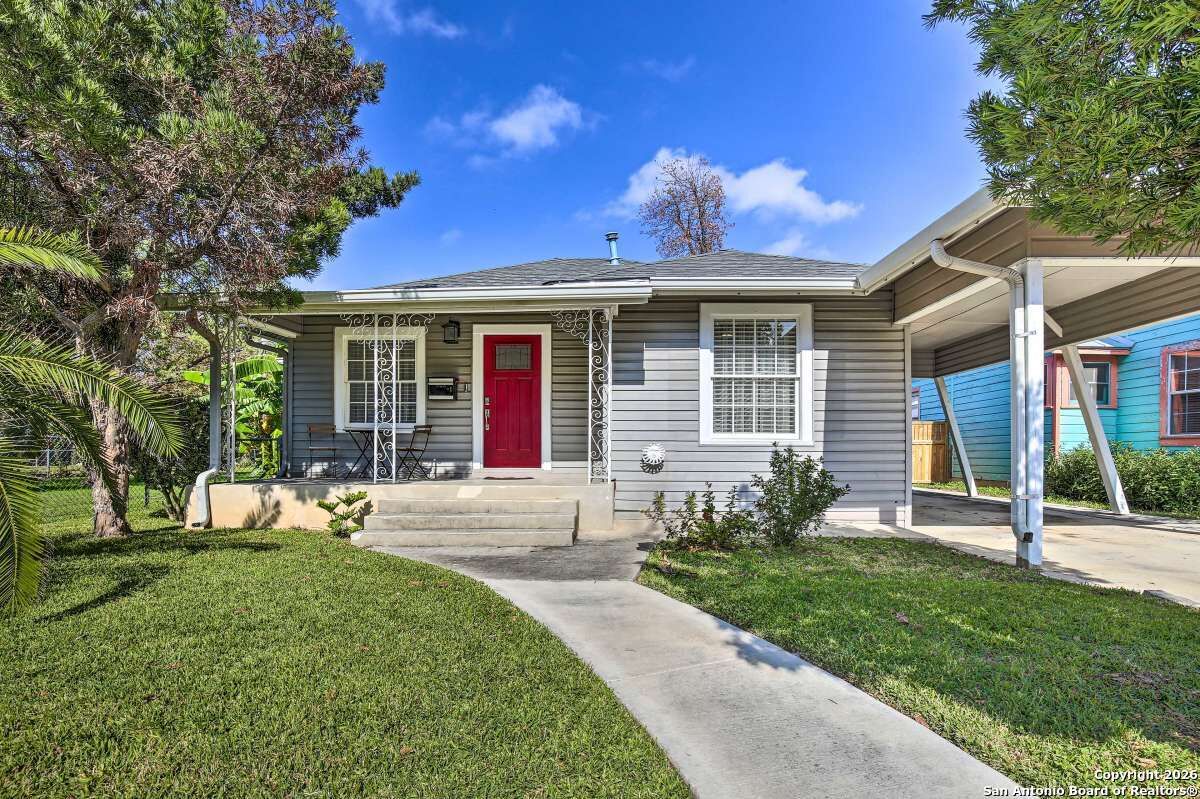 Property Photo:  1519 Santa Anna  TX 78201 