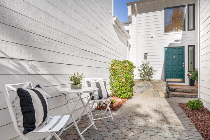 Property Photo:  107 Cedarcrest Place  CA 95032 