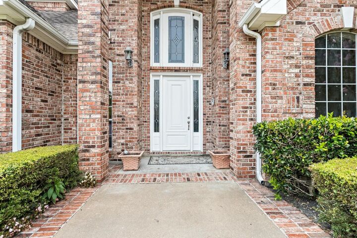 Property Photo:  4945 Bellechase Dr  TX 77706 