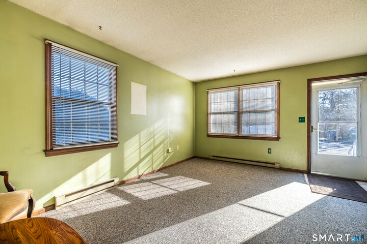 Property Photo:  13 Holt Street Apt 8  CT 06786 