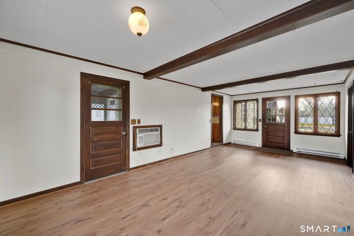 Property Photo:  10 Helena Lane  CT 06096 