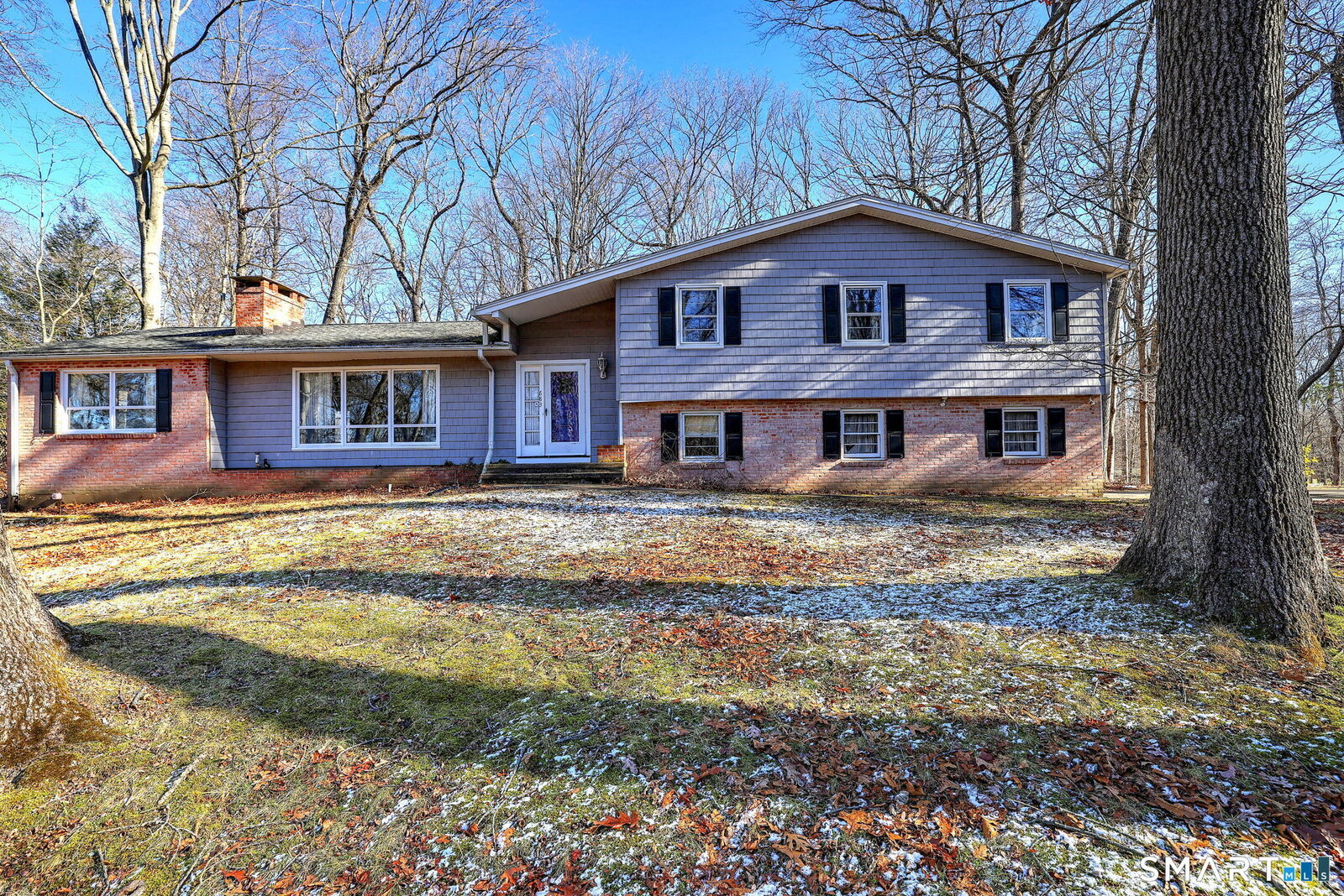 Property Photo: 683 Royal Lane CT 06477