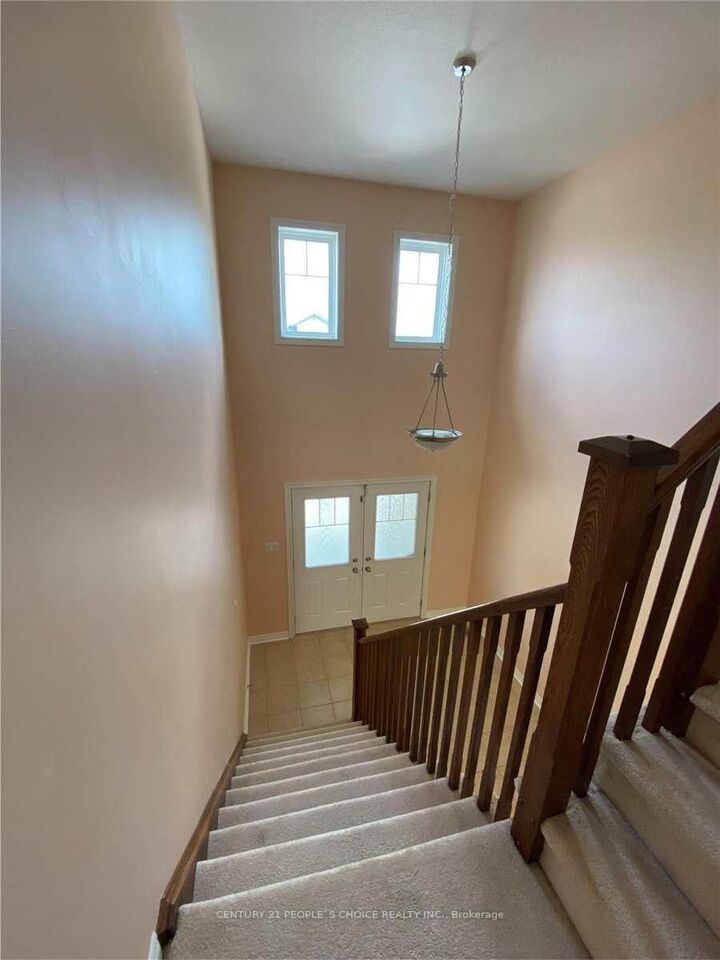 Property Photo:  530 Isaiah Crescent E  ON N2E 0B2 