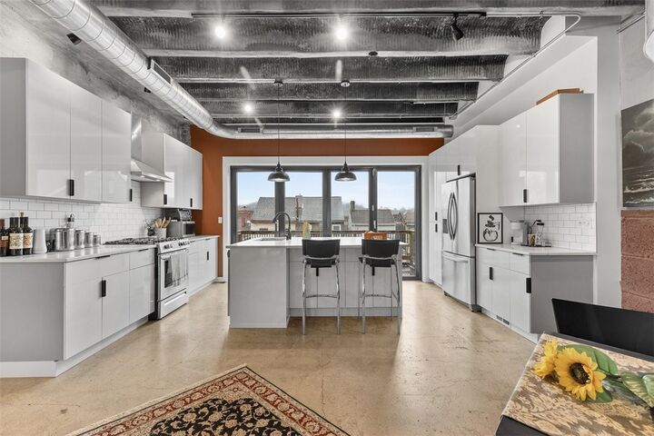 Property Photo:  5229 Duncan St  PA 15201 