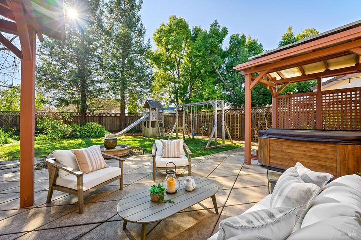 Property Photo: 1348 Birdie Drive CA 95492