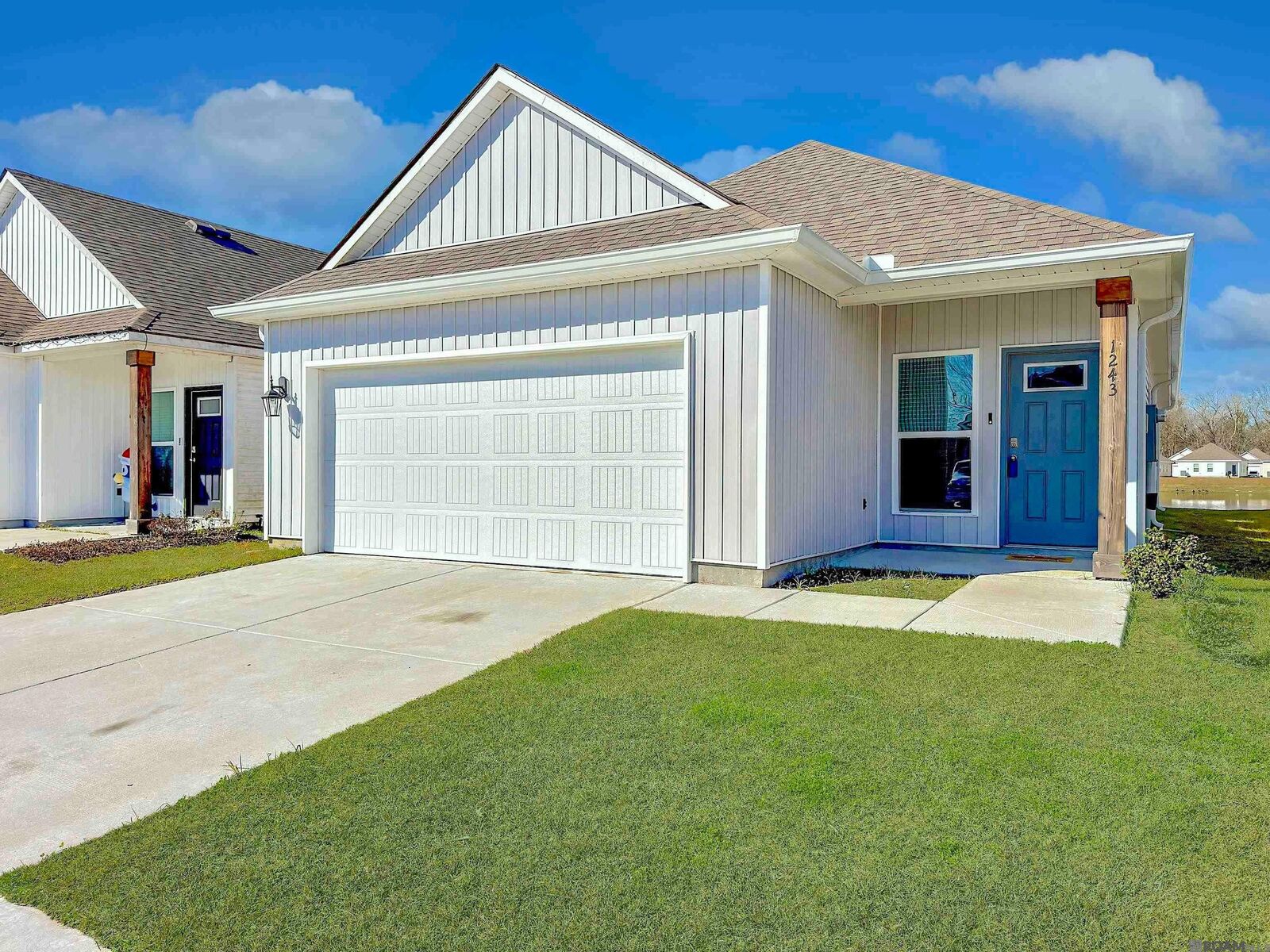 Property Photo: 1243 Drago Dr LA 70820