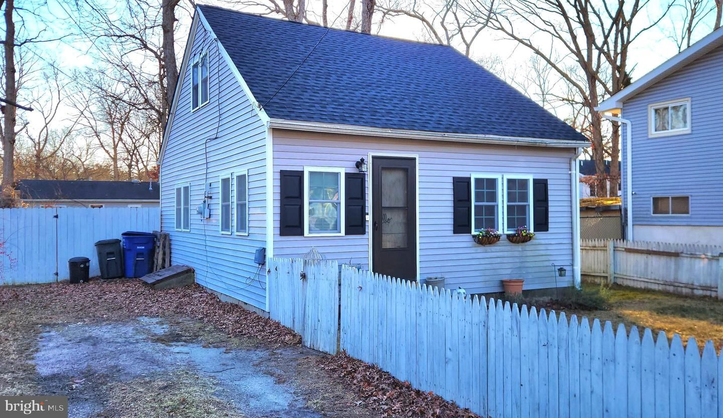 Property Photo:  149 Heather Street  NJ 08015 