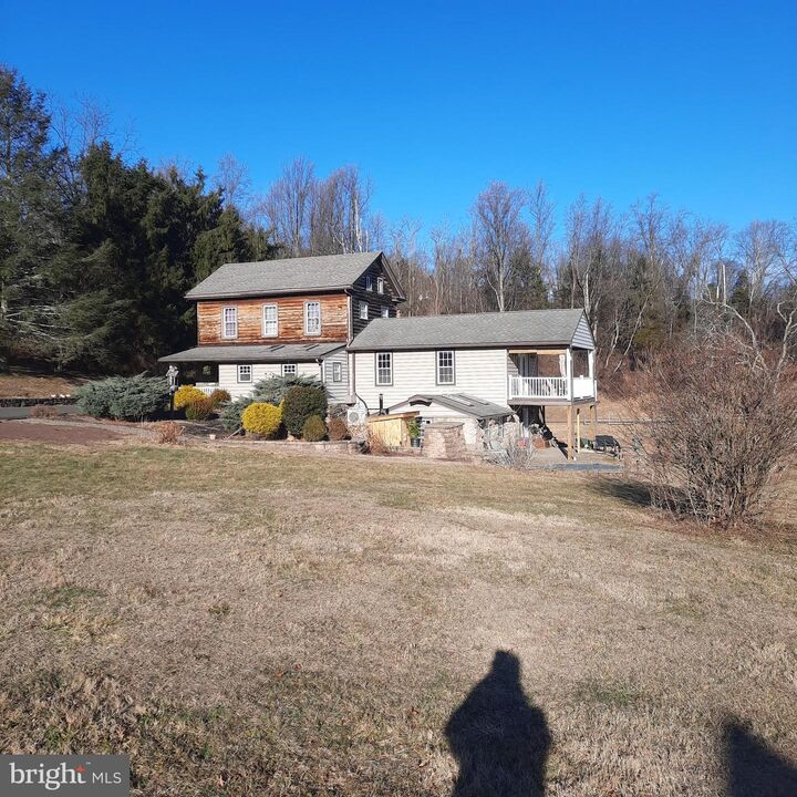 Property Photo:  408 Kintner Road  PA 18930 