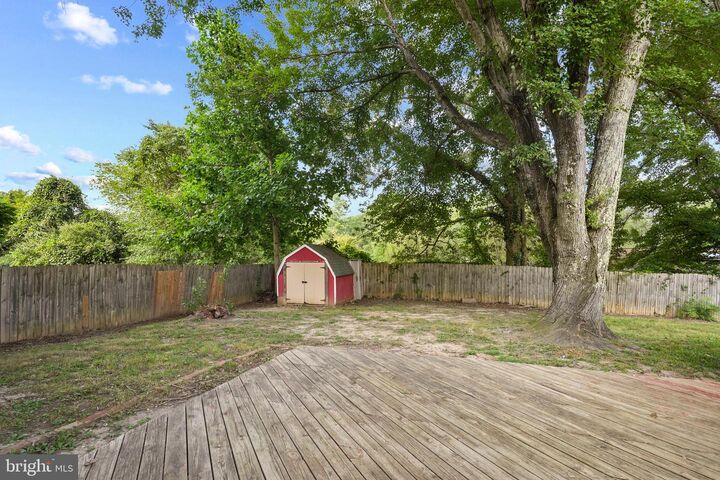 Property Photo:  9208 Carendon Court  MD 20772 