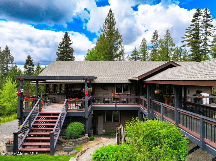 Property Photo:  629 Flat Creek Rd  ID 83861 