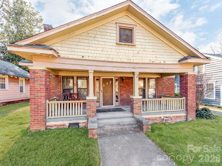 Property Photo:  1717 Wilmore Drive  NC 28203 