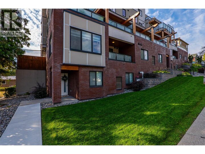 Photo de la propriété: 227 Battle Street 104 BC V2C 2L3