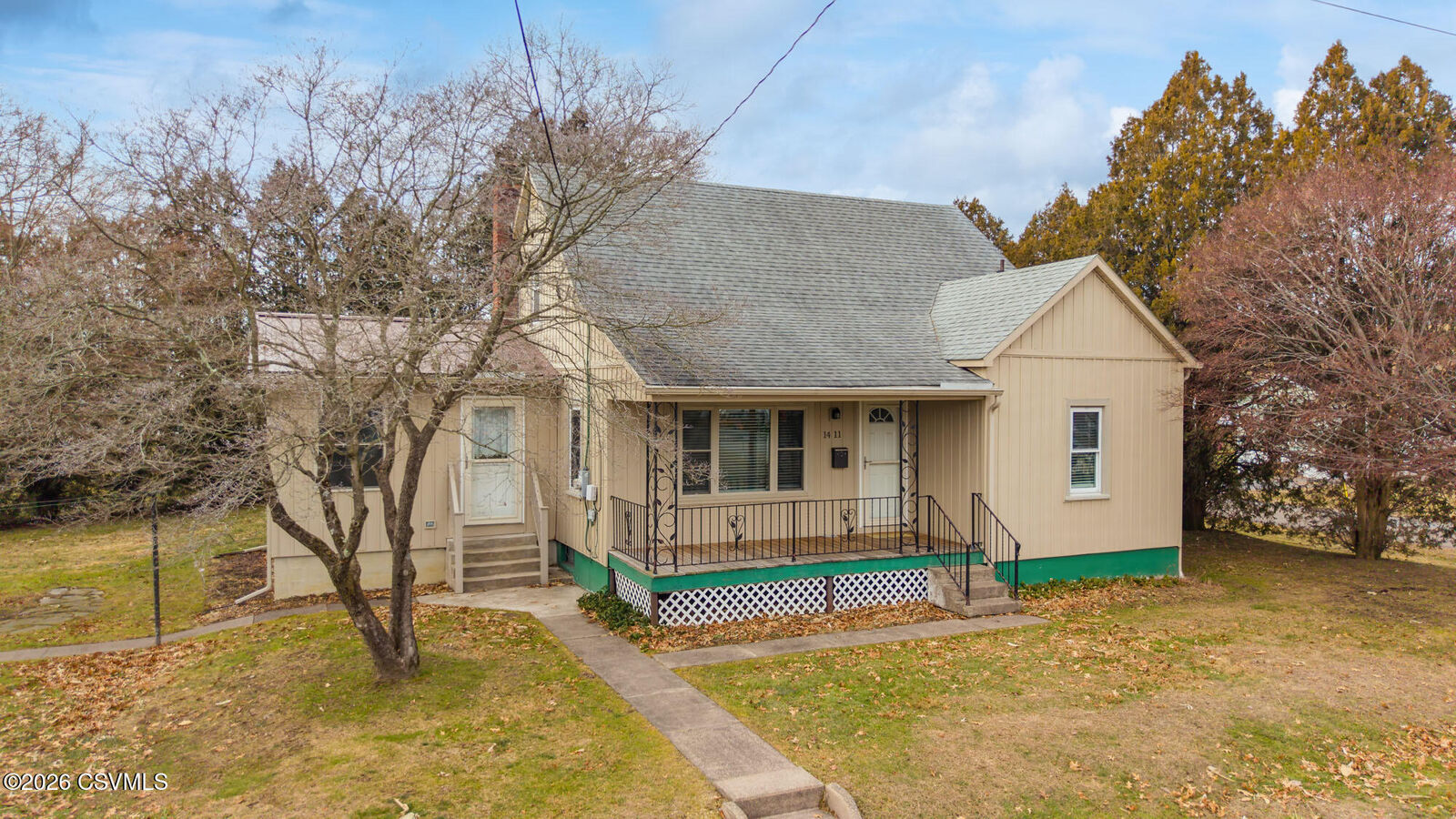 Property Photo:  1411 N Warren Street  PA 18603 