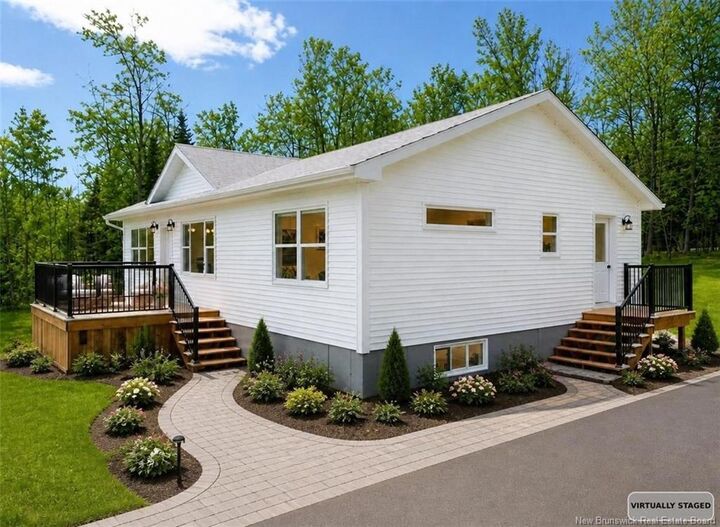 Property Photo: 11 Clearview Court NB E6G 0B6