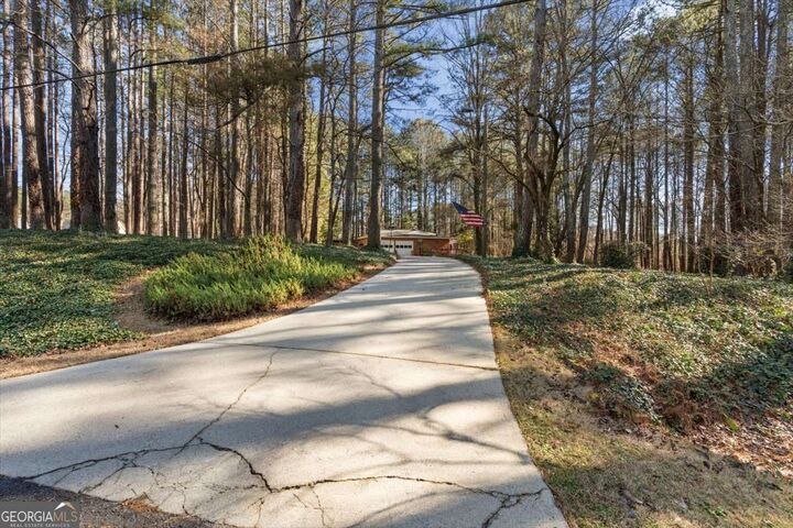Property Photo:  4619 Knollwood Drive NW  GA 30101 