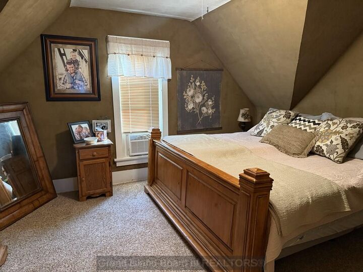 Property Photo:  1409 13th St  NE 68818 