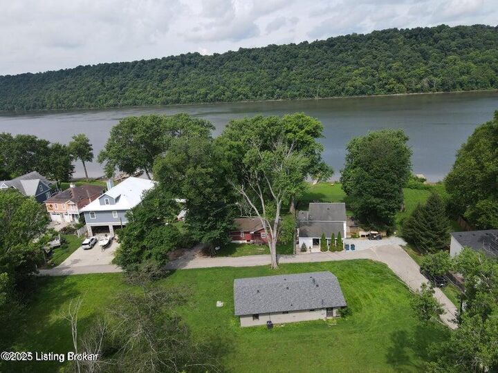 Property Photo:  6320 Jefferson St  KY 40077 