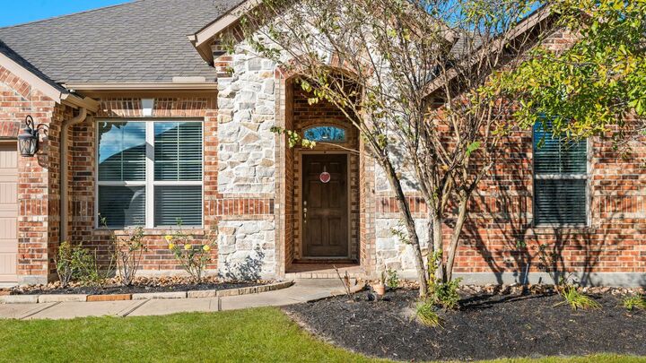 Property Photo:  1543 Heartwood Drive  TX 77384 